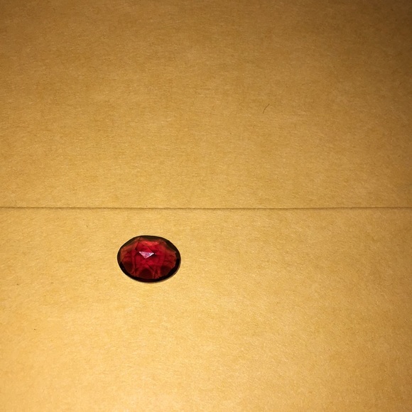 🐶Ben🐶 Beautiful Oval Raspberry Rhodolite Garnet 2.81 carats - Picture 7 of 8